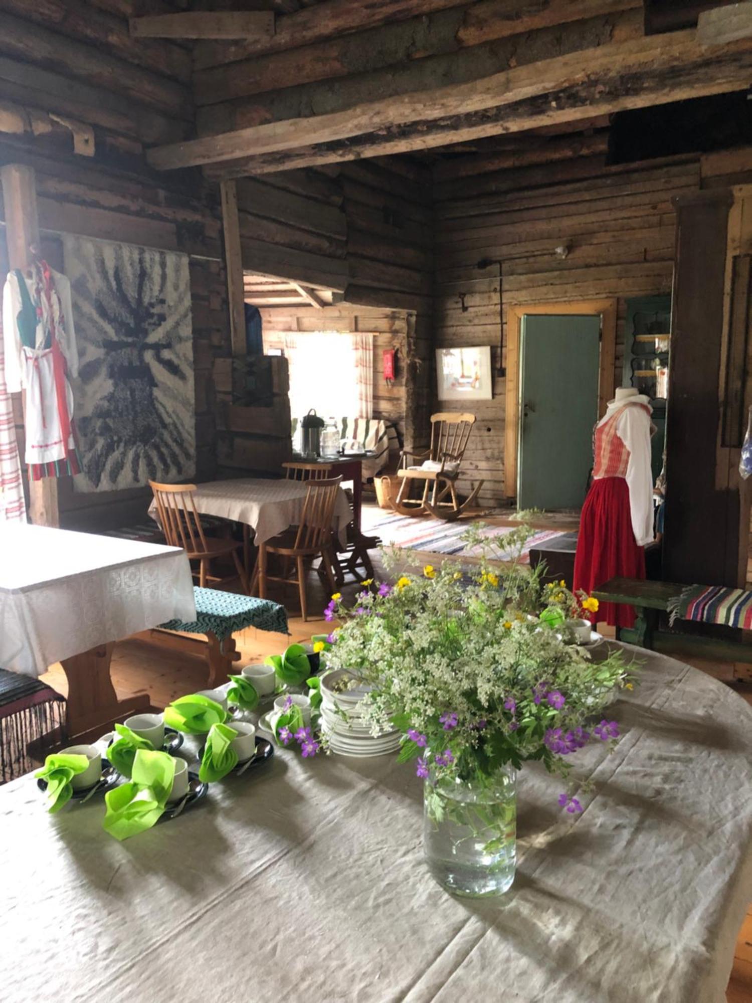 Vehkaniemen Lomatila Pohjaslahti Rom bilde